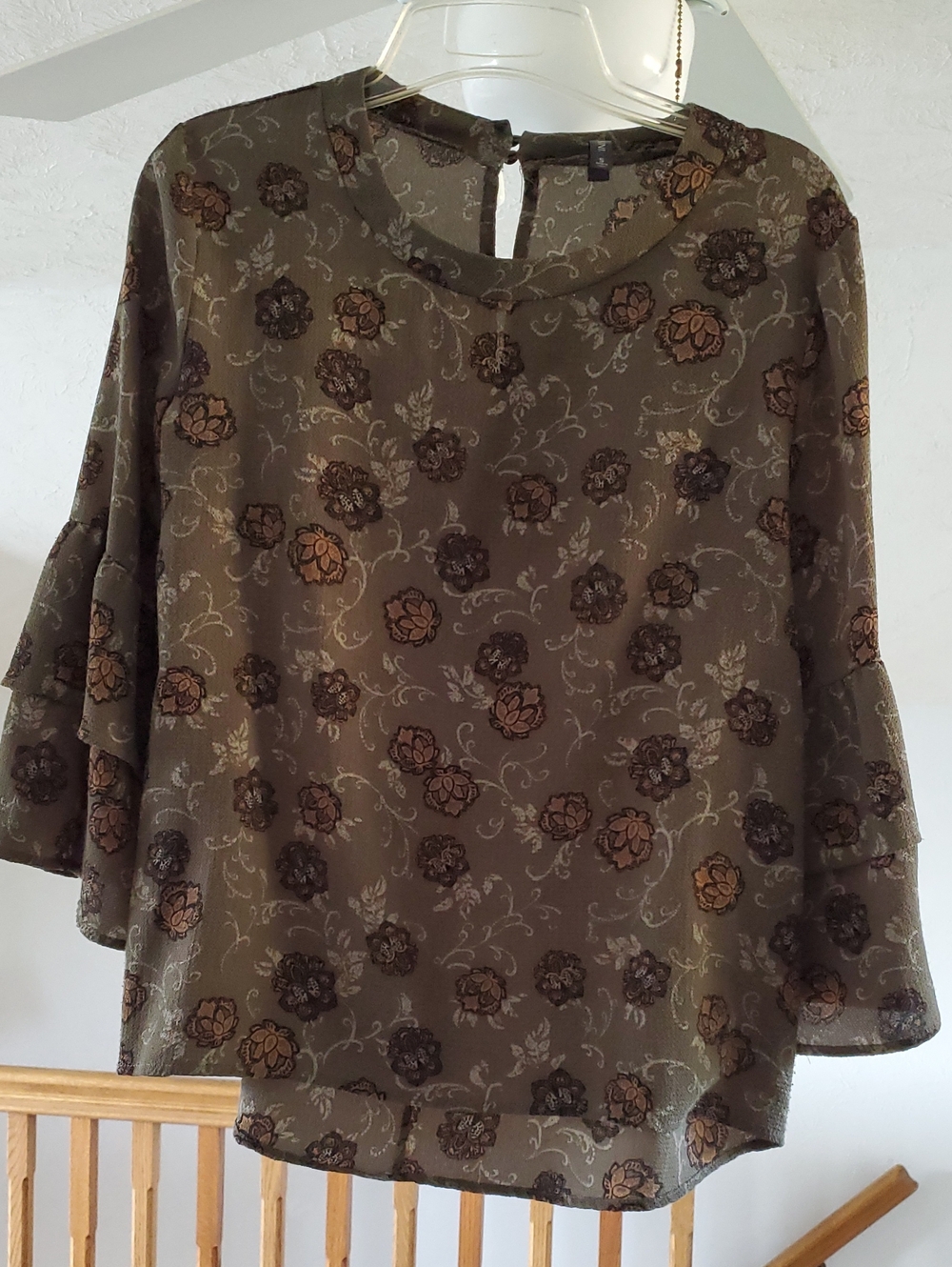 MASSINI Floral Ruffle Sleeve Blouse - Olive Green